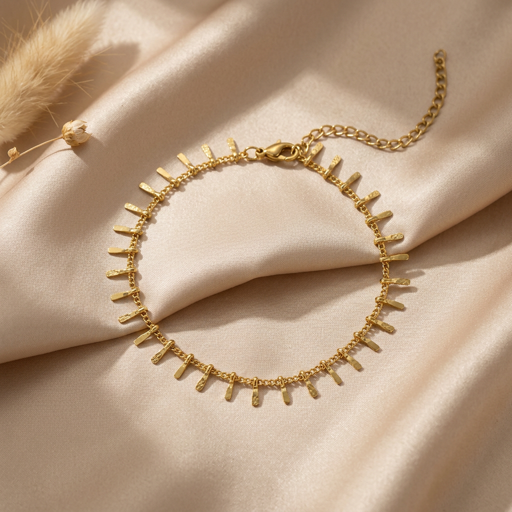 Lila Bracelet